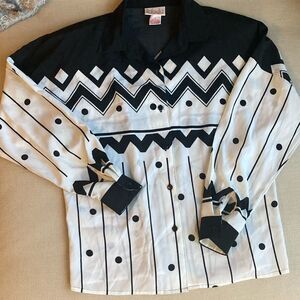 6P Rafaella Petites vintage black & white geometric long sleeve button up blouse